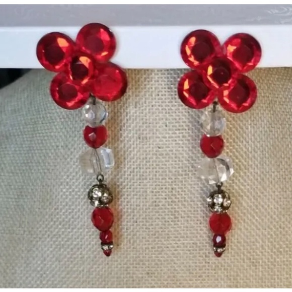 EILEEN FULTON RUBY RED CRYSTAL LUCITE RHINESTONE DANGLE CLIP EARRINGS - Picture 1 of 5